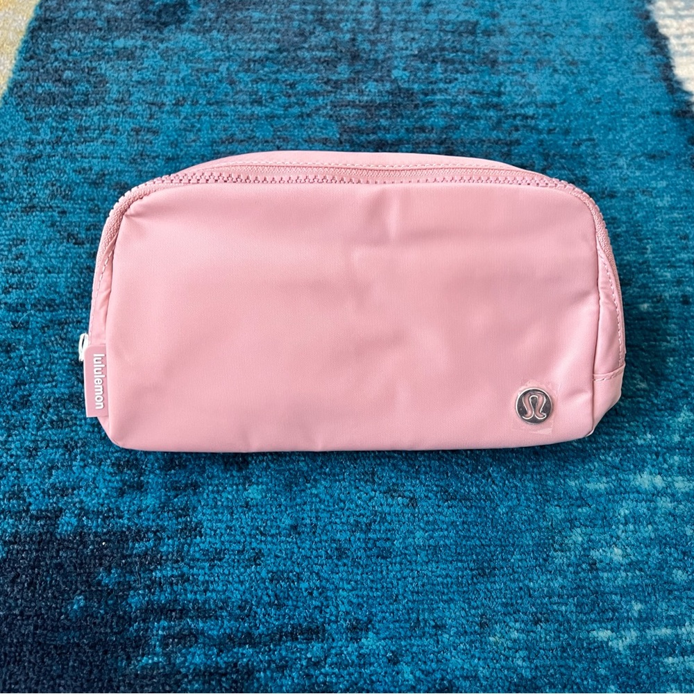LuLuLemon Pink Pastel Belt Bag (1L)